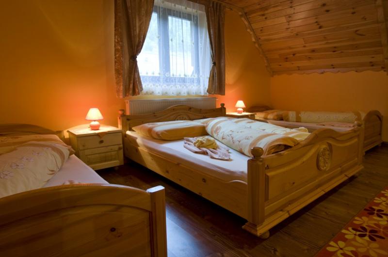 Štvorlôžkový apartmán s kuchynkou, Penzión Harmónia