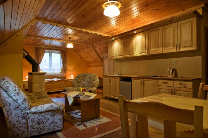 Štvorlôžkový apartmán s kuchynkou, Penzión Harmónia